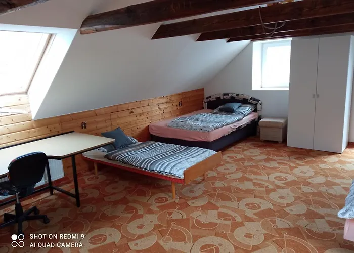 Cely Rodinny Dum Na Venkove Villa Kouřim