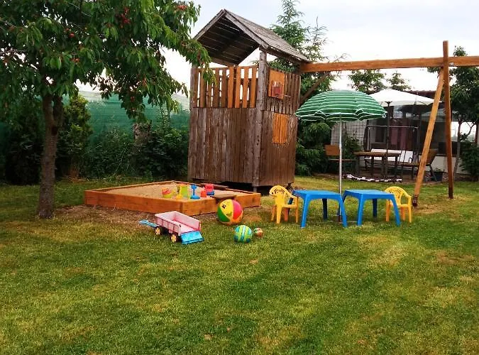 Cely Rodinny Dum Na Venkove